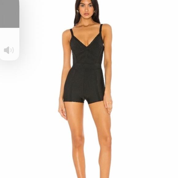 NWT Superdown Destiny Bandage Romper Shorts Size MEDIUM Black BodyCon Stretch - Picture 1 of 14